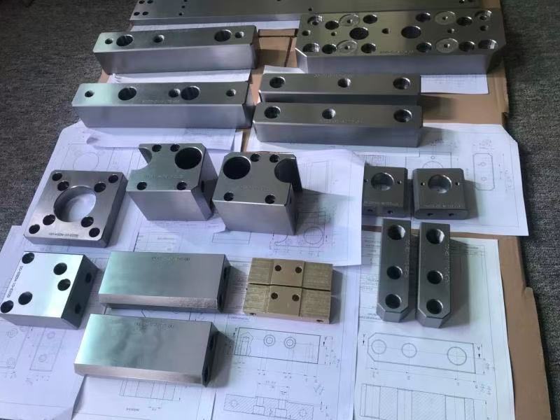 plastic injection mold manufacturer plastic injection mold manufacturer