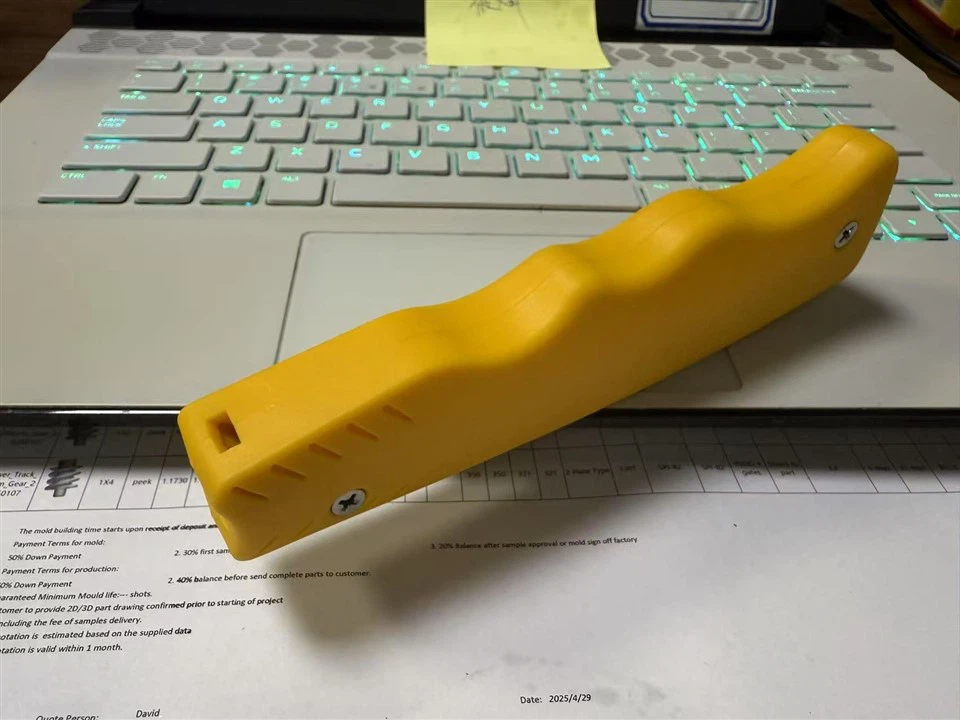 Plastic Injection Mold Tooling-Wire Stipper Tools